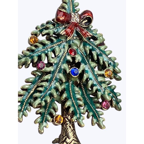 Avon 2004 1st Annual Christmas Tree Pin Brooch With Rhinestones Enamel Finish - Picture 2 of 5